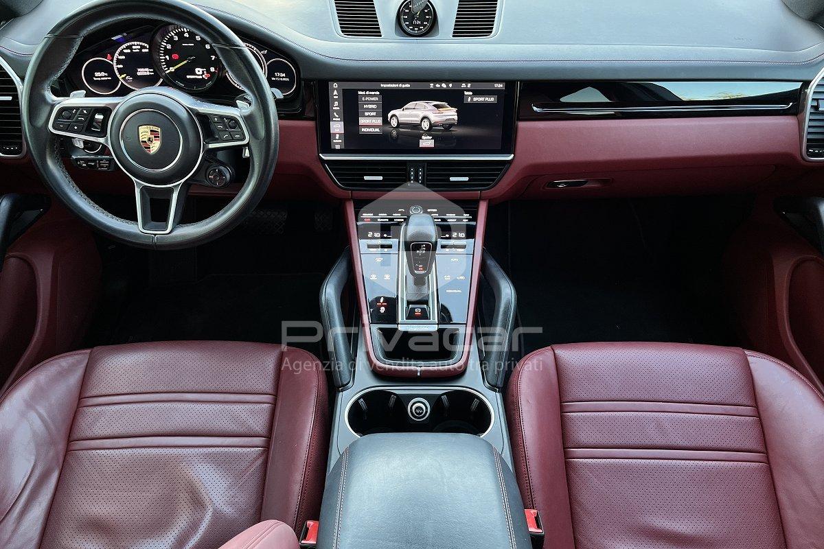 PORSCHE Cayenne Coupé 3.0 V6 E-Hybrid