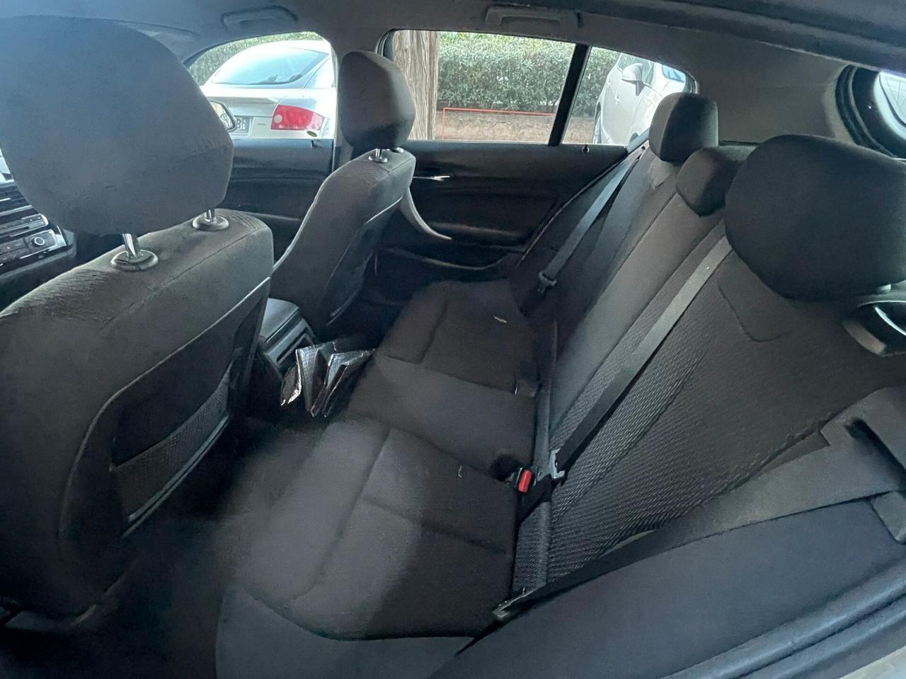Bmw 118 118d 5p. Advantage