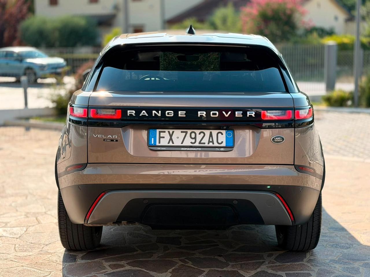 Land Rover Range Velar 2.0d i4 180 CV auto