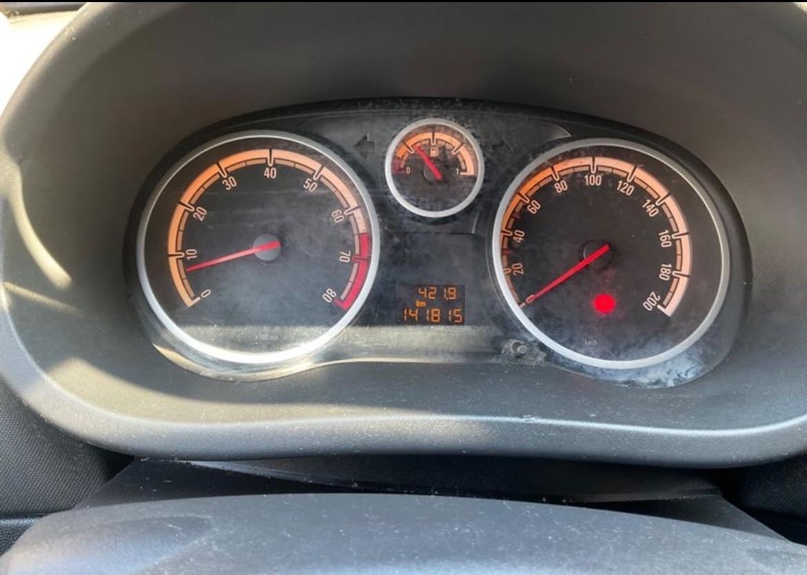 Opel Corsa 1.2 5 porte Club Euro 5 Neopatentati