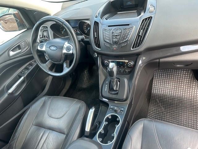 FORD KUGA X-LINE AUTOMATICO TETTO PANORAMICO , INT. IN PELLE... FULL..