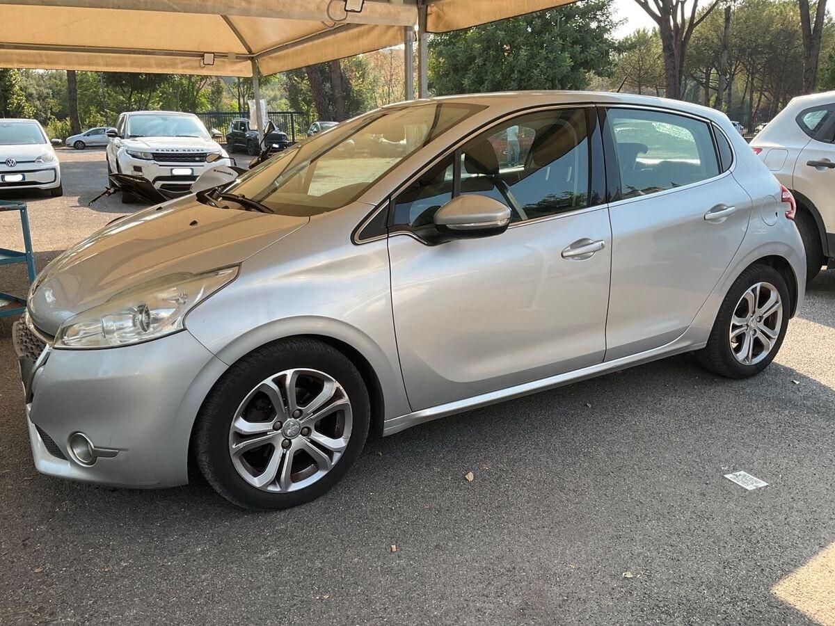 Peugeot 208 1.6 e-HDi 92 CV 5 porte Allure