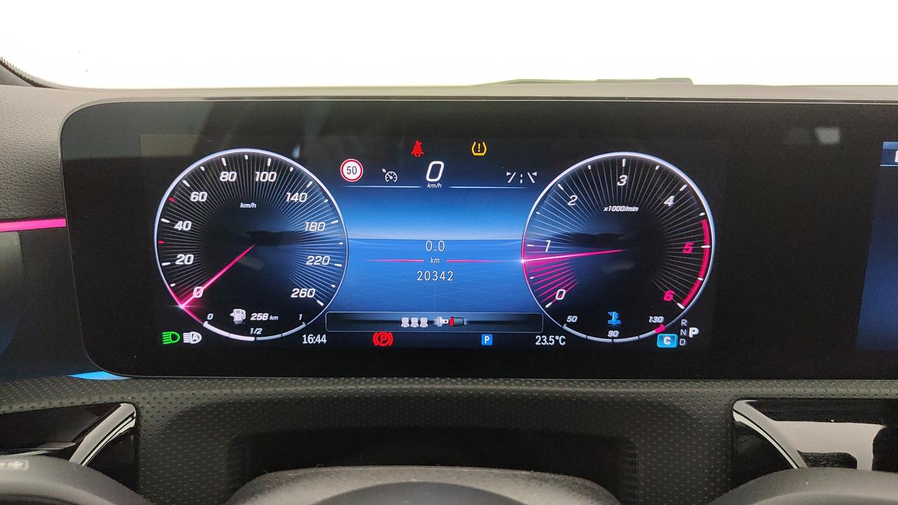 Mercedes-Benz A 180 d Premium auto
