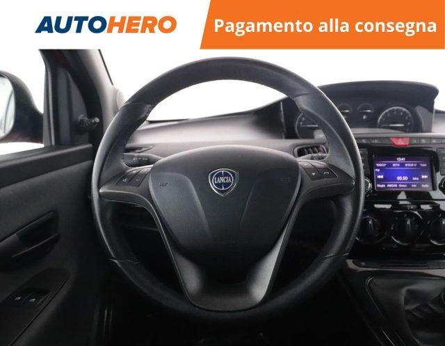 LANCIA Ypsilon 1.0 FireFly 5 porte S&S Hybrid Ecochic Silver