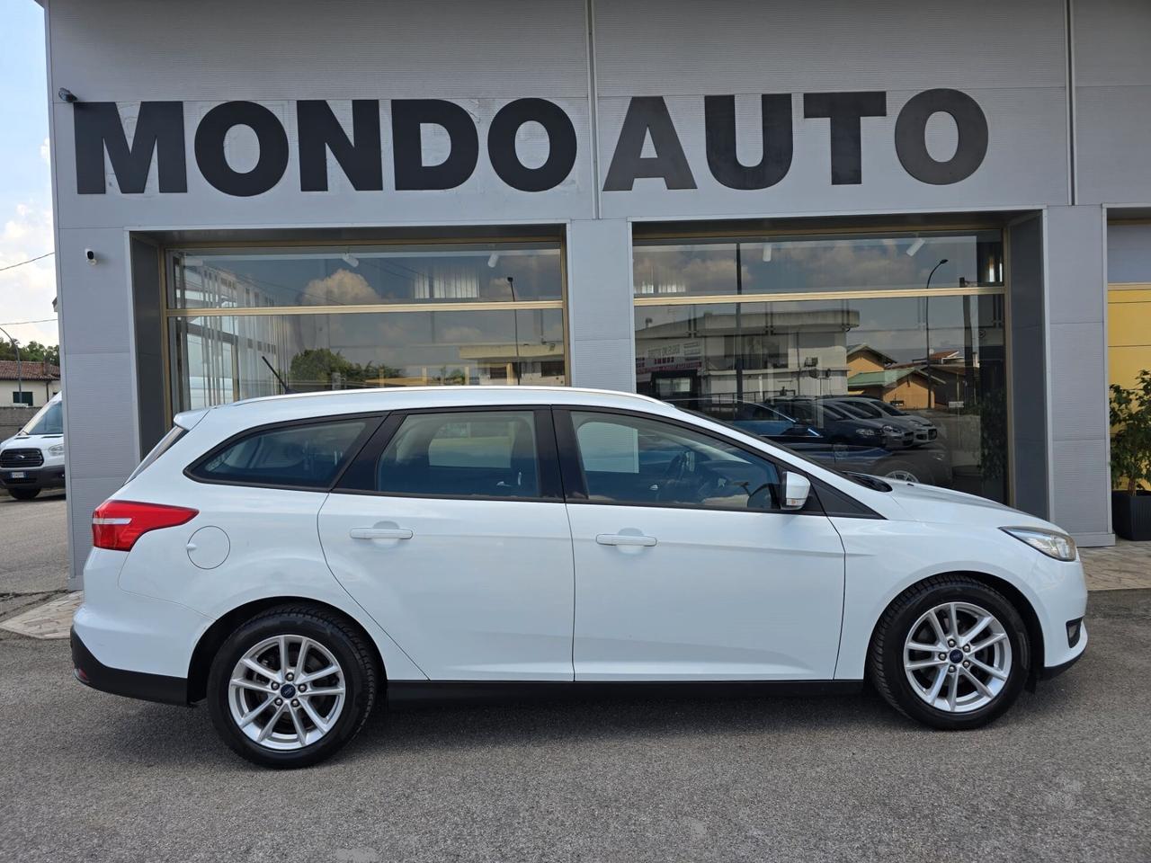 Ford Focus 1.5 TDCi 120 CV SW Titanium AUTOCARRO 4 POSTI