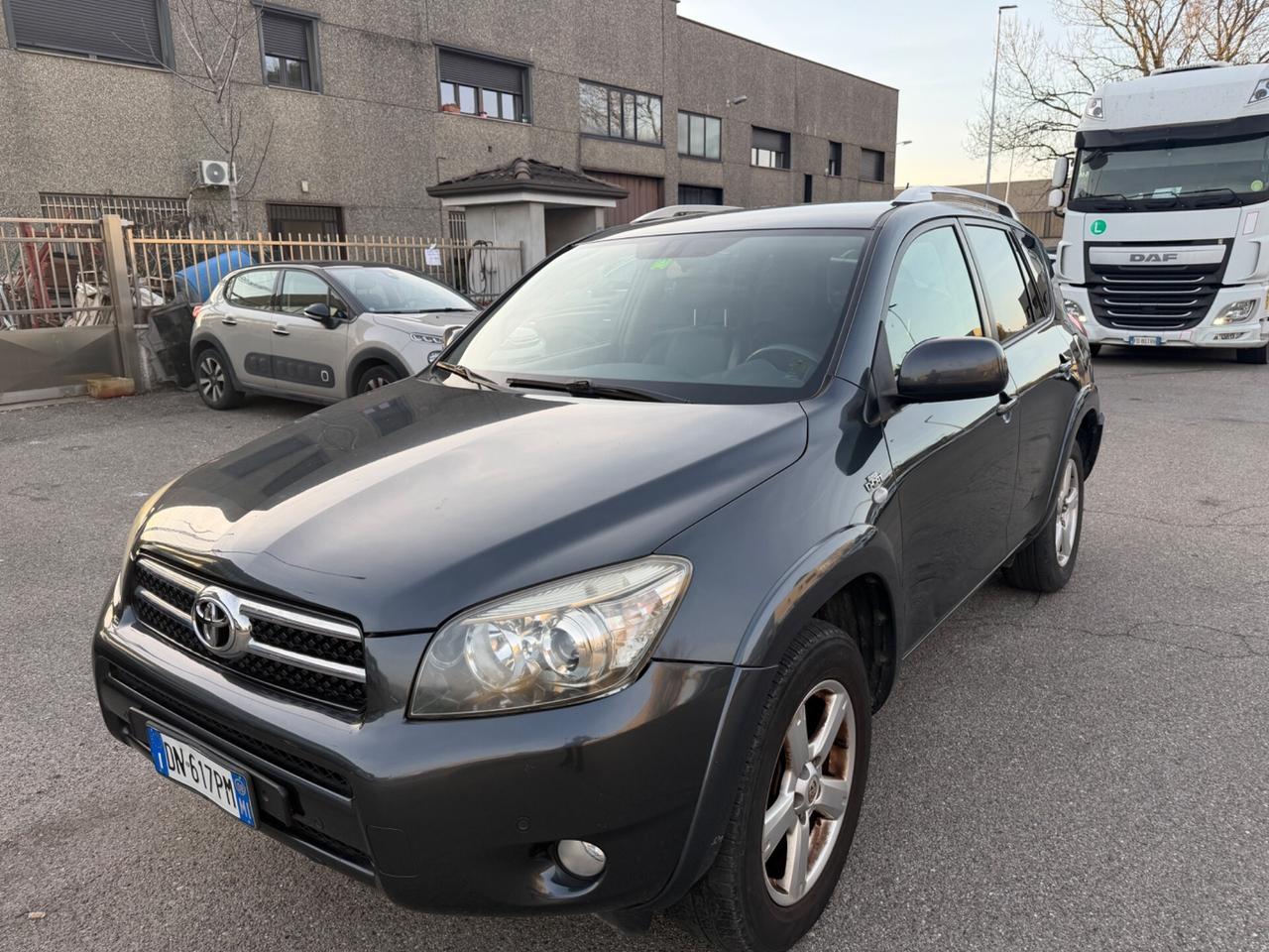 TOYOTA RAV4 2.2 177CV 4X4 PELLE GANCIO TRAINO