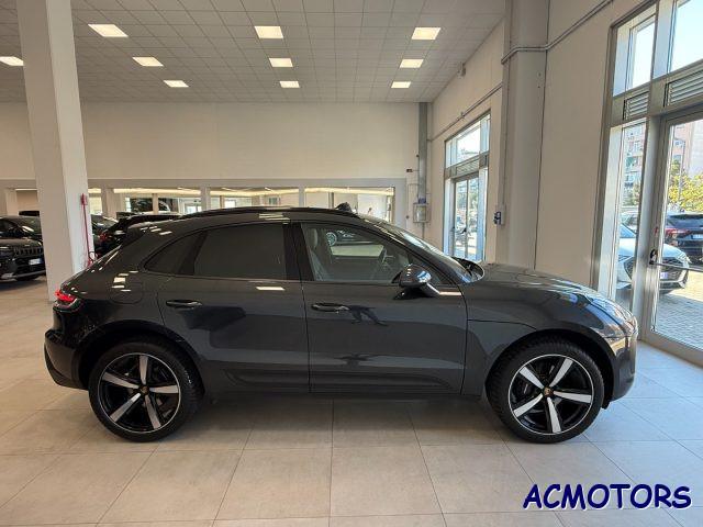 PORSCHE Macan 2.0