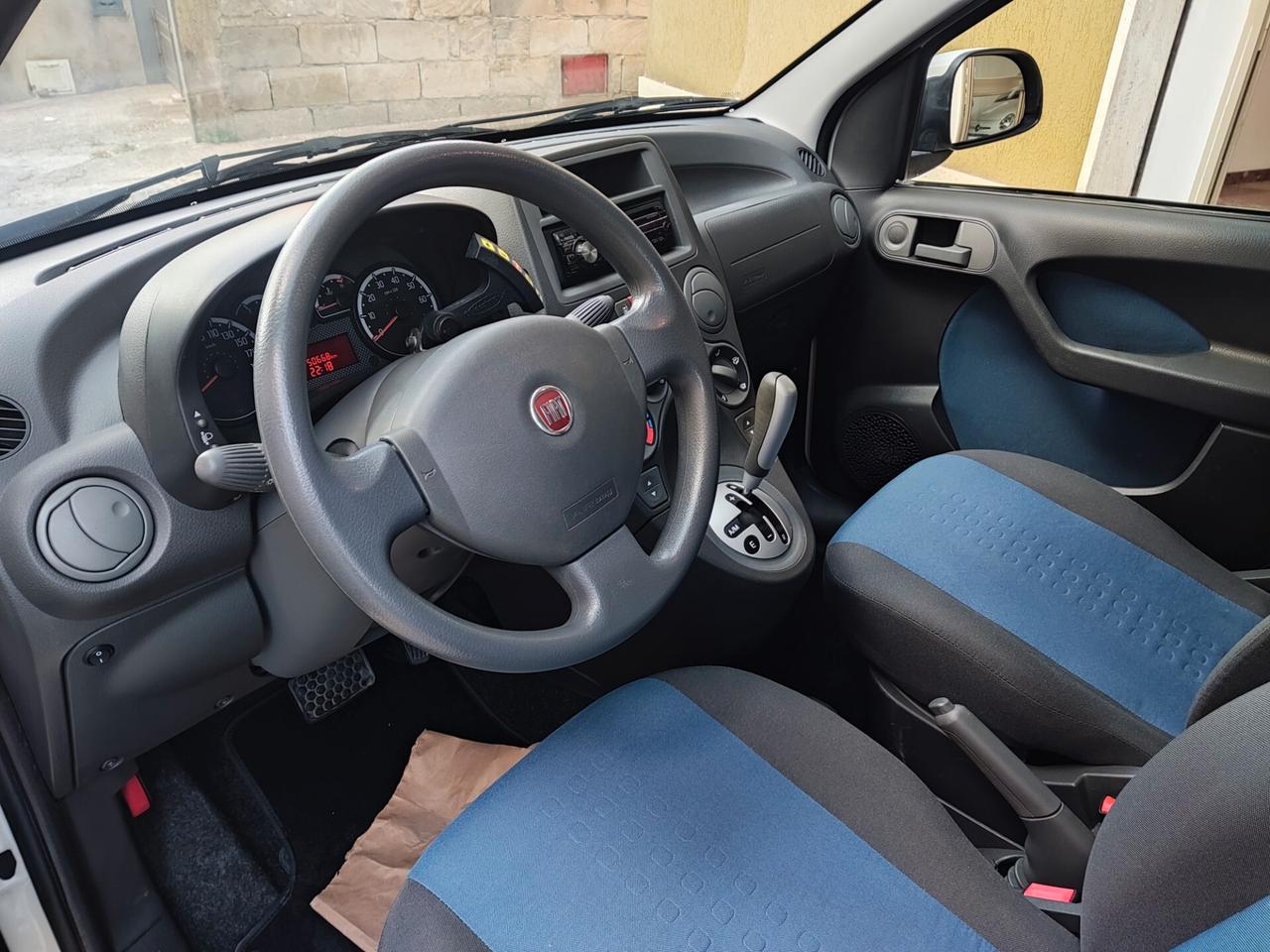 Fiat Panda 1.2 Emotion Automatica