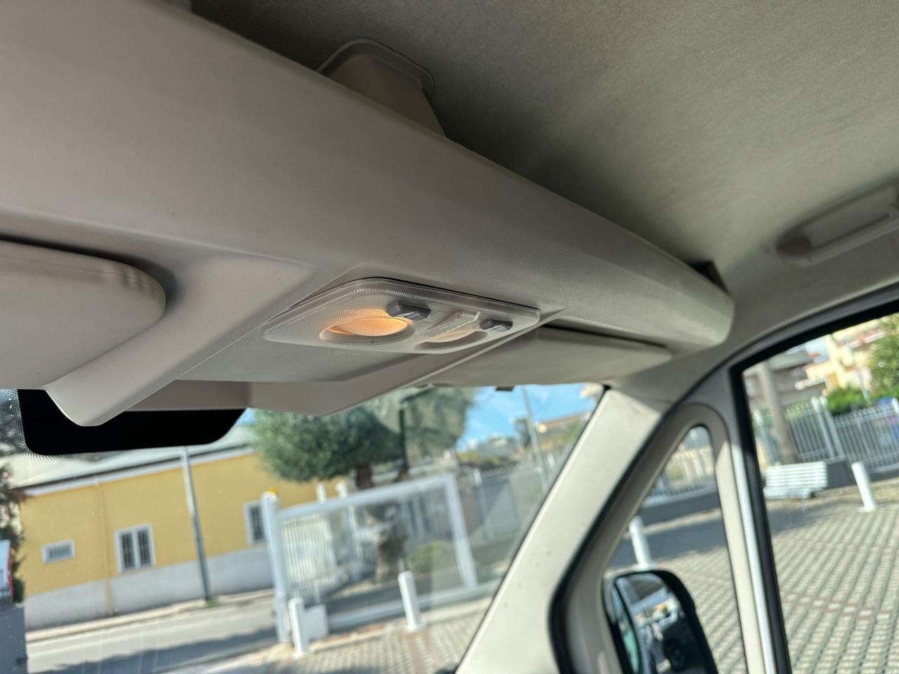 Peugeot Boxer 335 2.2 BlueHDi 140 S&S PC-TN Furgone