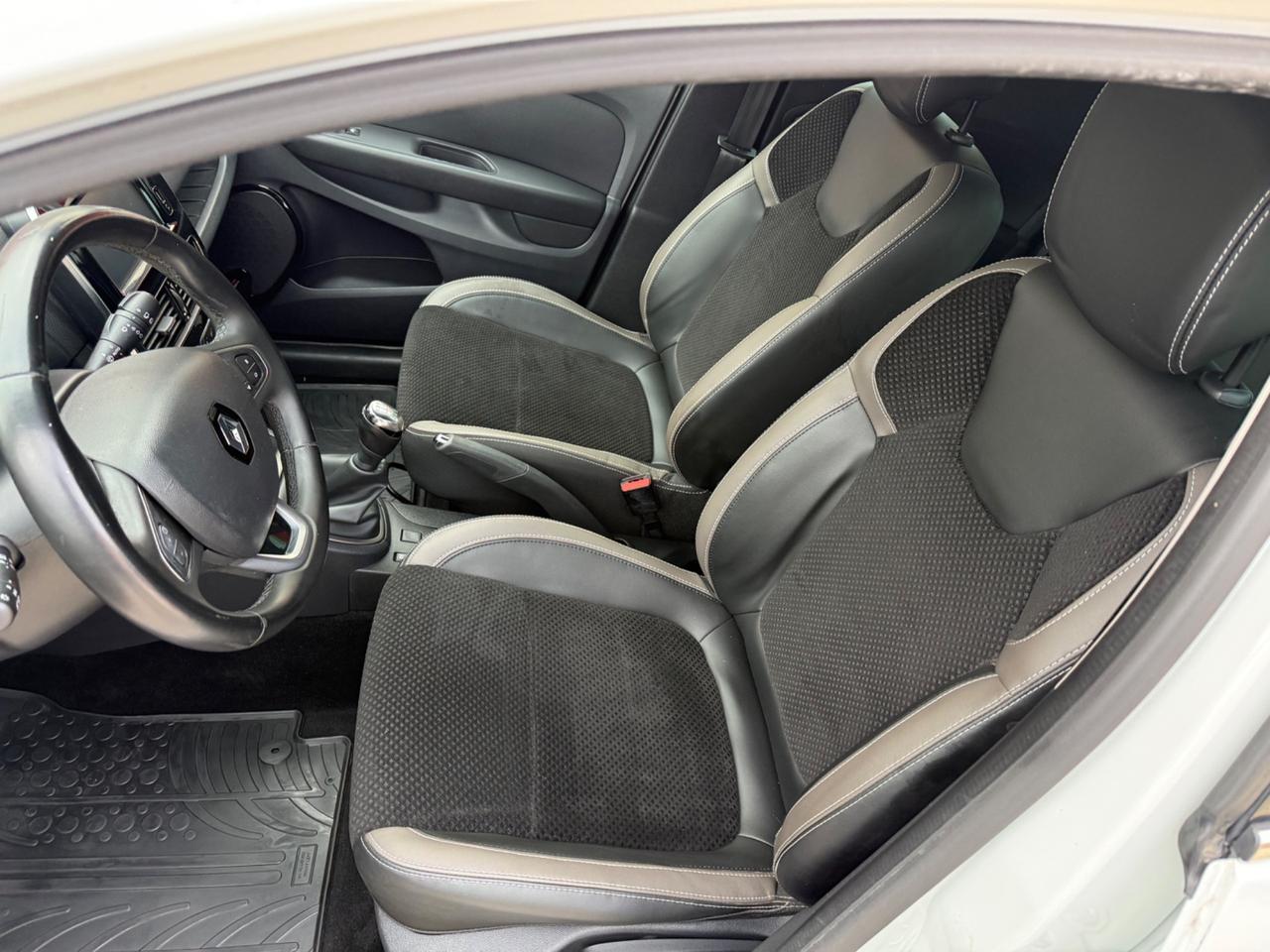 Renault Clio dCi 8V 75 CV Start&Stop 5 porte Energy Intens