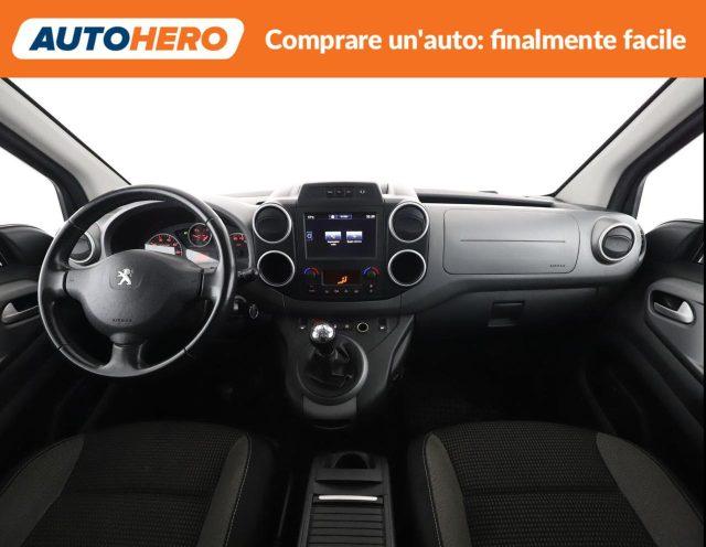 PEUGEOT Partner Tepee BlueHDi 100 Outdoor
