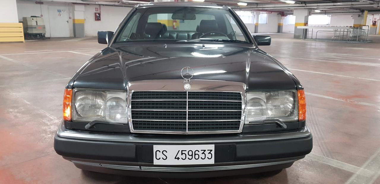 Mercedes-benz 300 CE cat Coupé