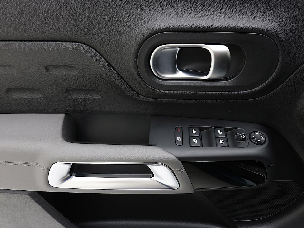 Citroen C5 Aircross 1.5 BlueHDi Shine TETTO APRIBI