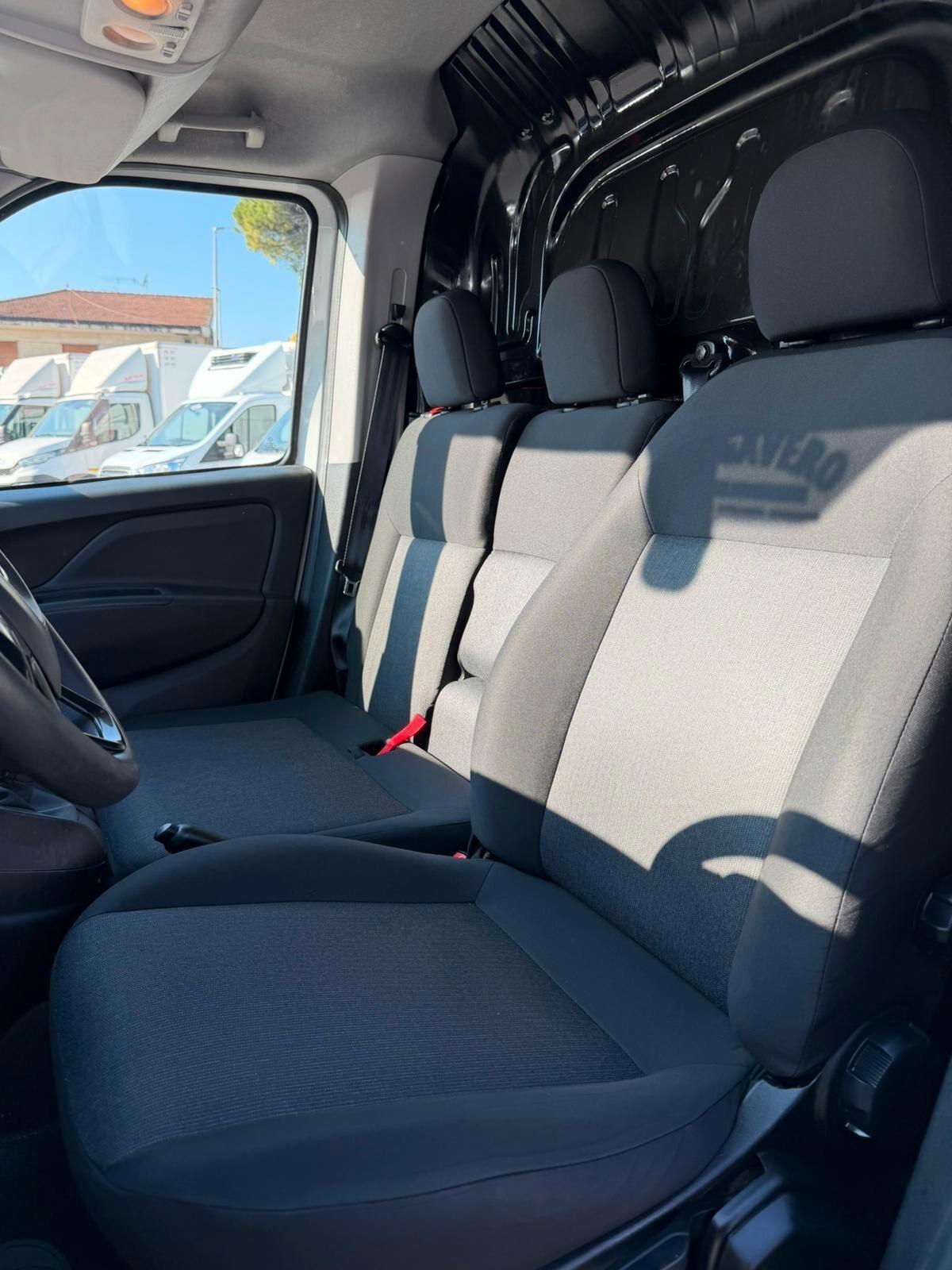 FIAT DOBLO' 1.6mjt FURGONE Km 71.000