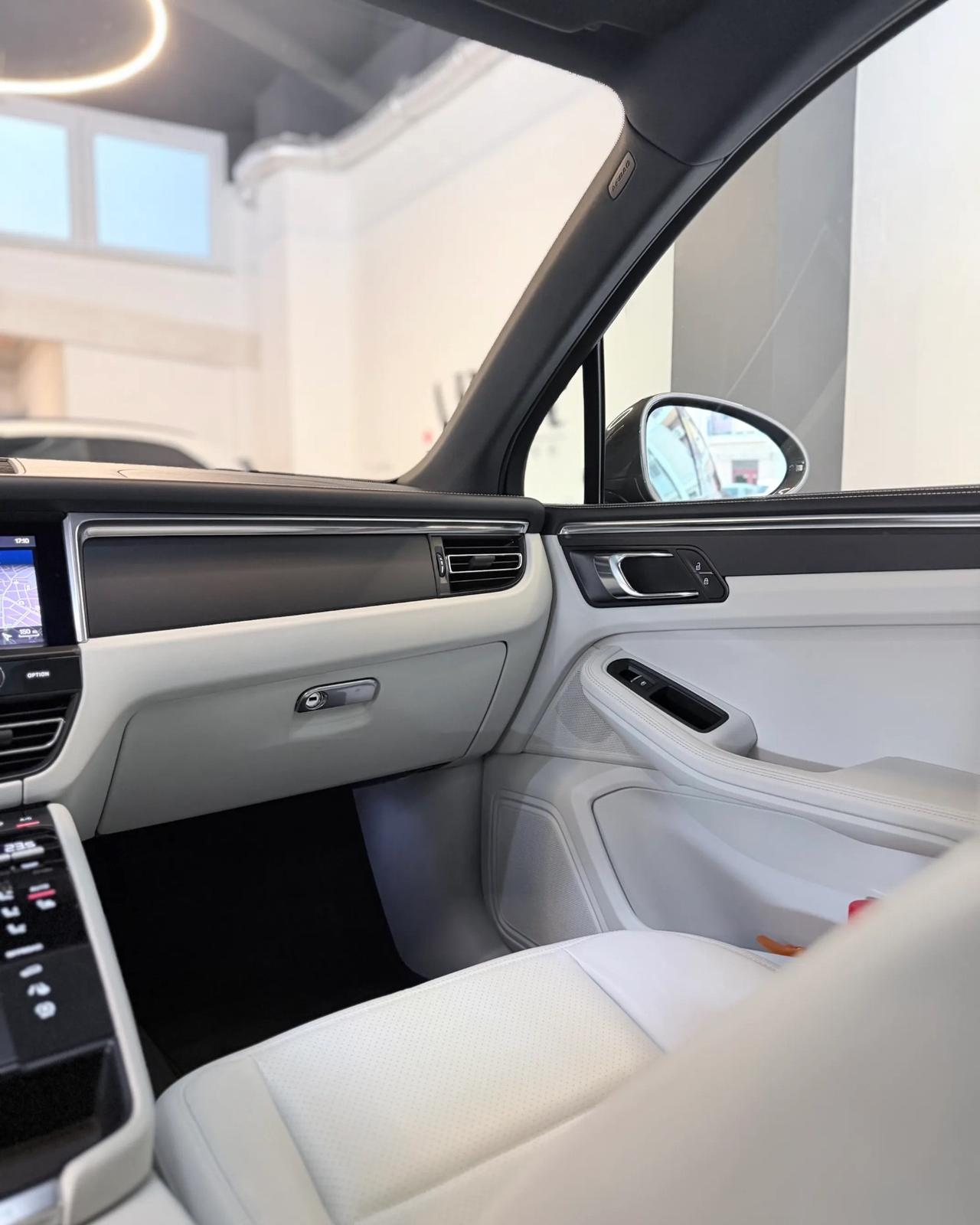 Porsche Macan 2.0 T