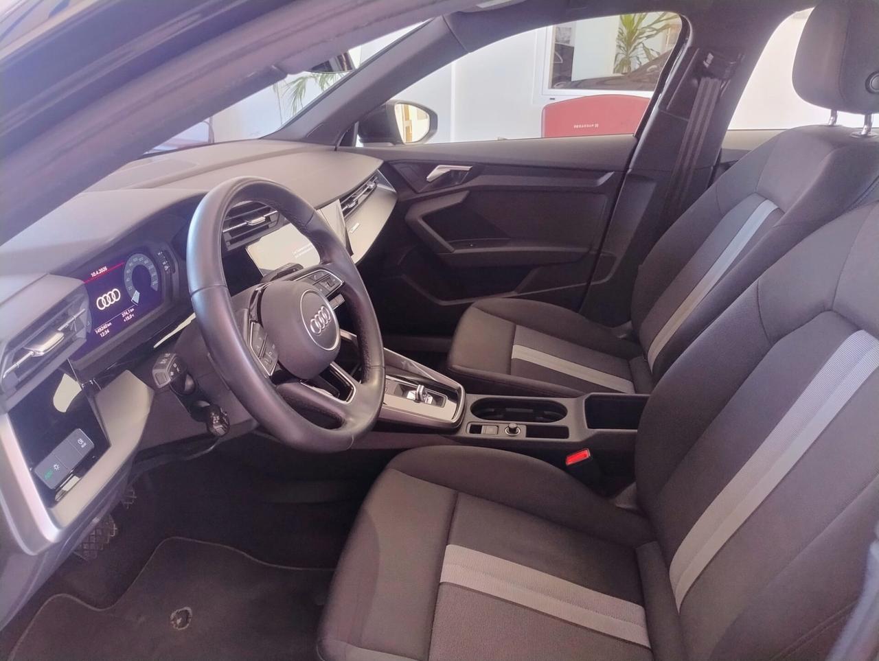 Audi A3 SPB 35 TDI S tronic Business Advanced