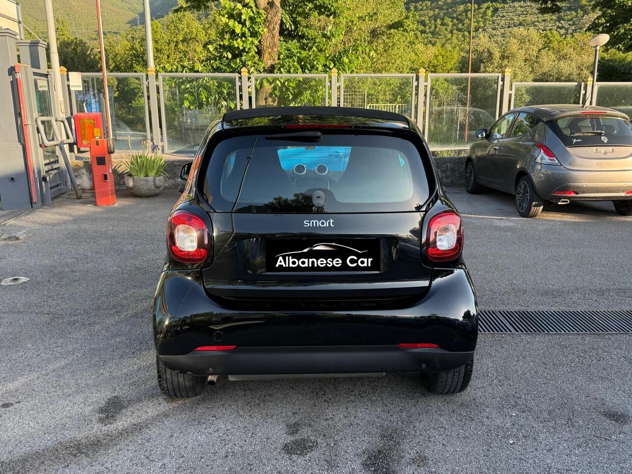 Smart ForTwo 1.0 Benz 70 CV Prime