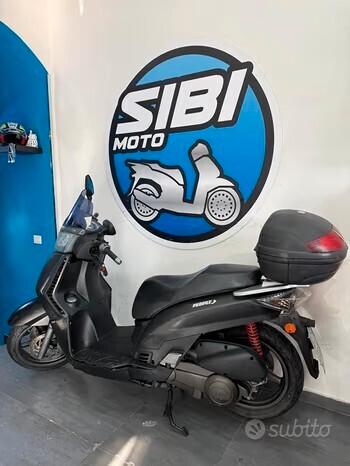 Kymco People 300