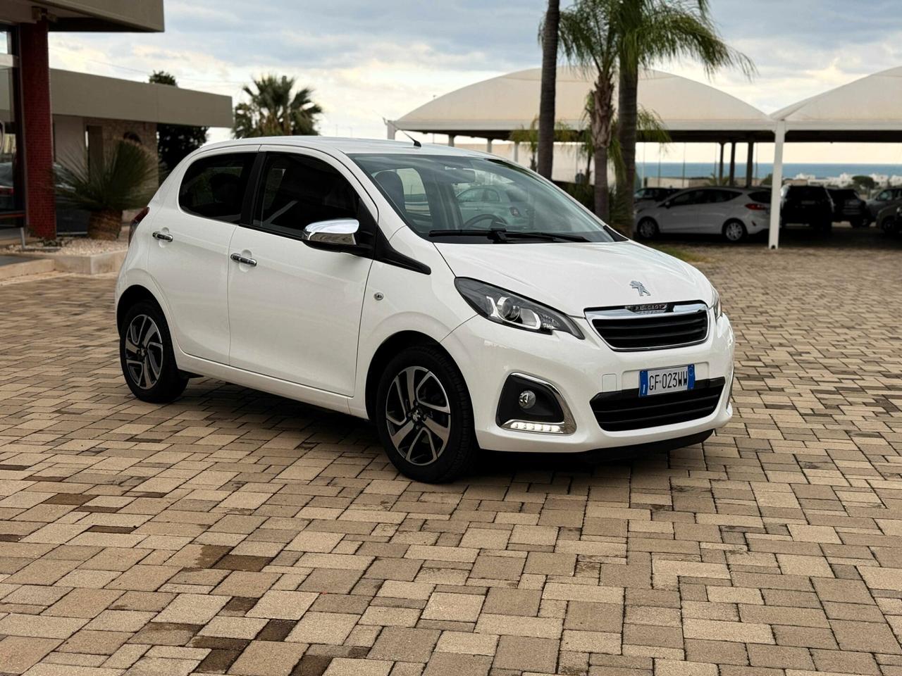 Peugeot 108 VTi 72 S&S 5 porte Allure