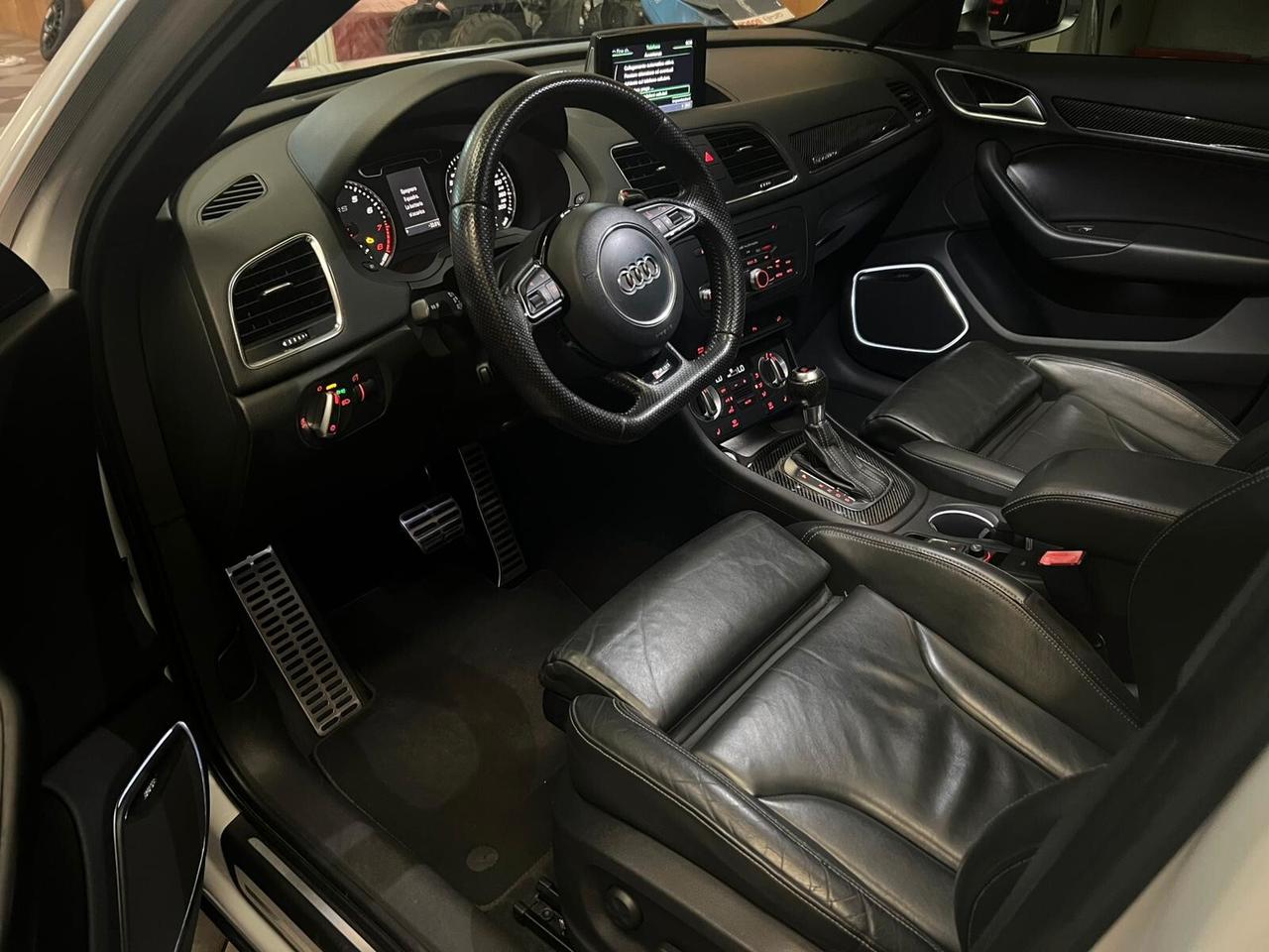 Audi RSQ3 RS 2.5 TFSI quattro S tronic Carbon