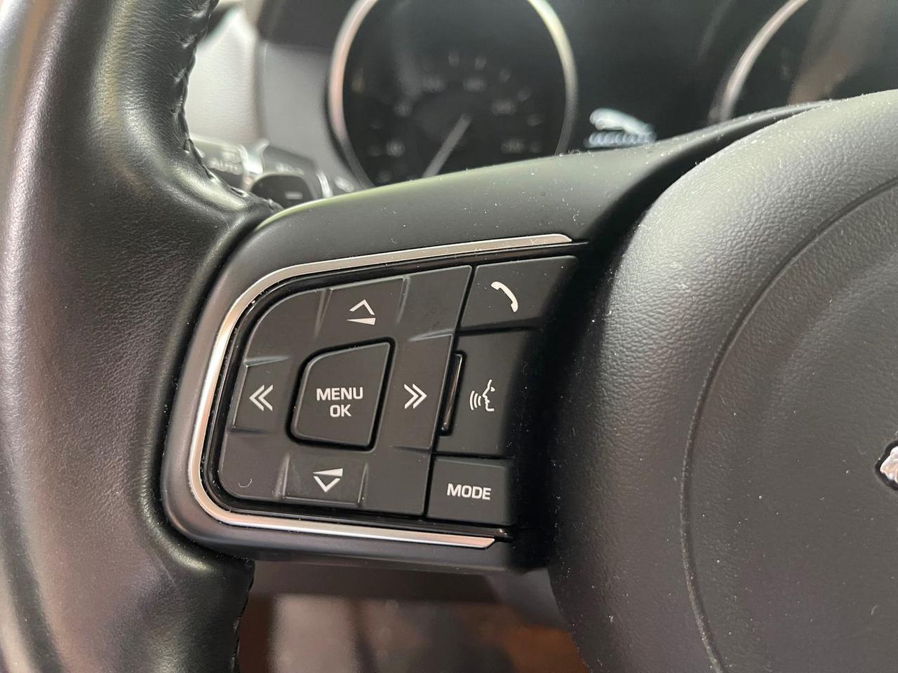 Jaguar F-Pace Prestige 2.0 Turbo