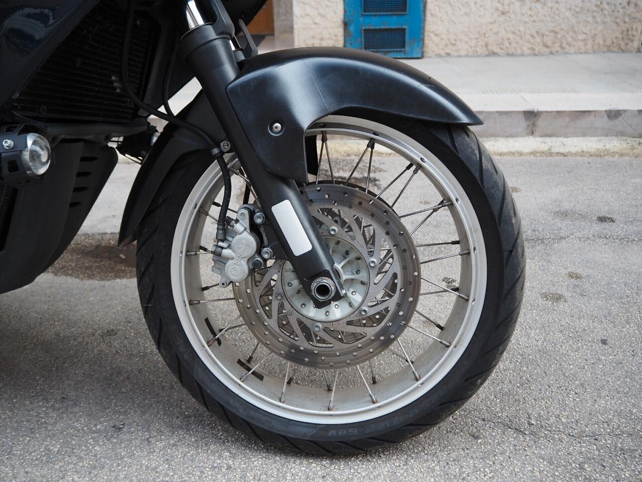 Aprilia Caponord 1000