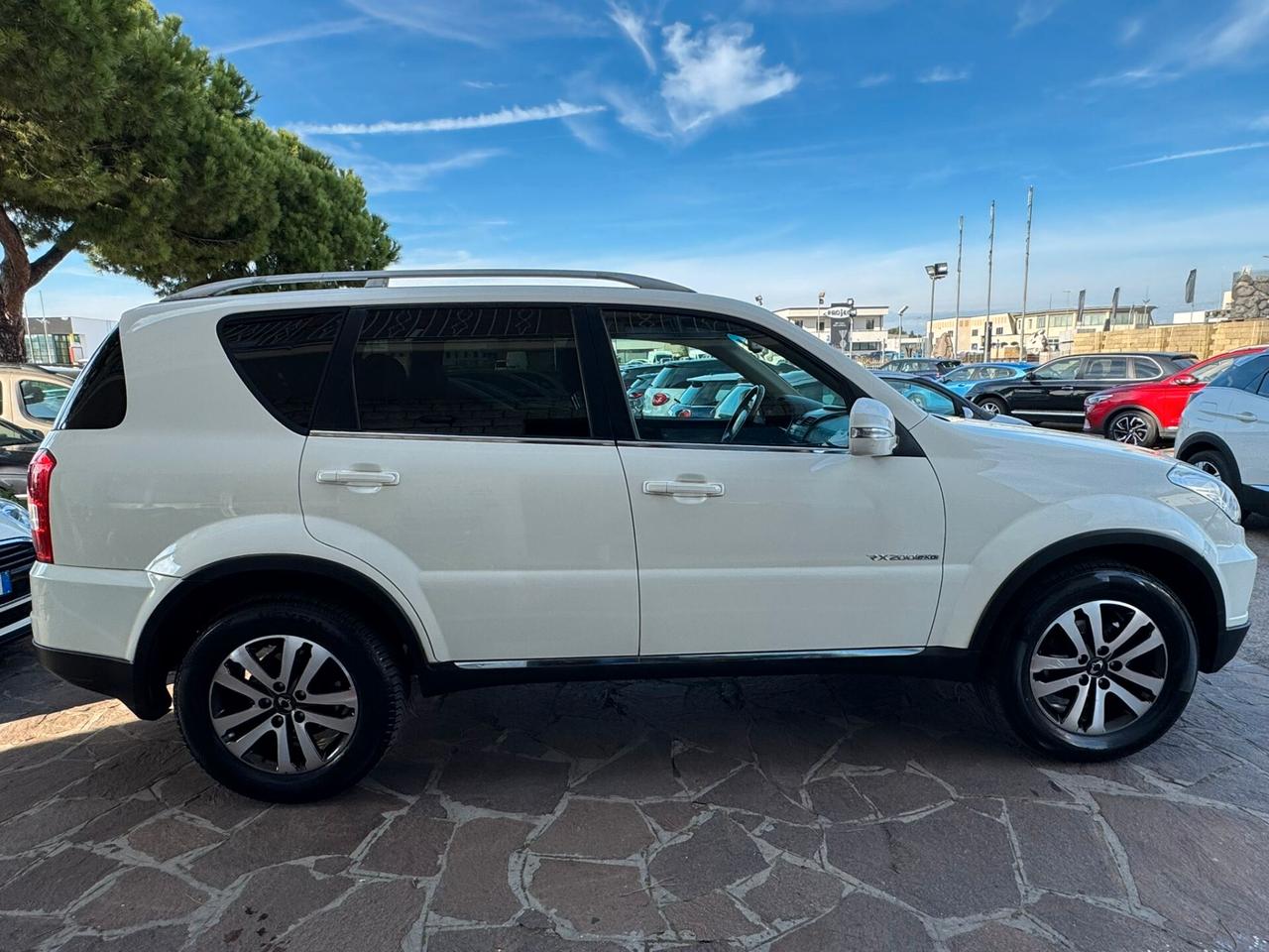 Ssangyong Rexton W 2.0 Xdi 4WD 7 POSTI