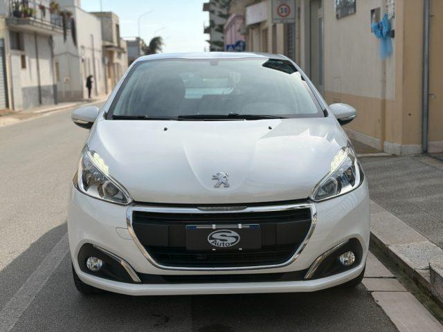 PEUGEOT 208 1.2 82 Business