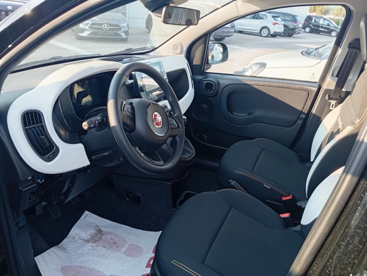 Fiat Panda Pandina 1.0 FireFly 65 CV Hybrid Cross