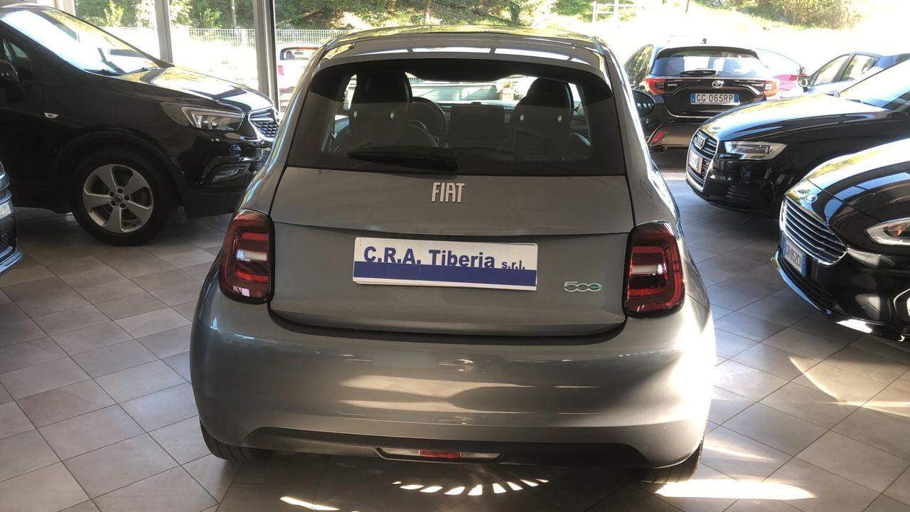 Fiat 500 ICON 42KW/H