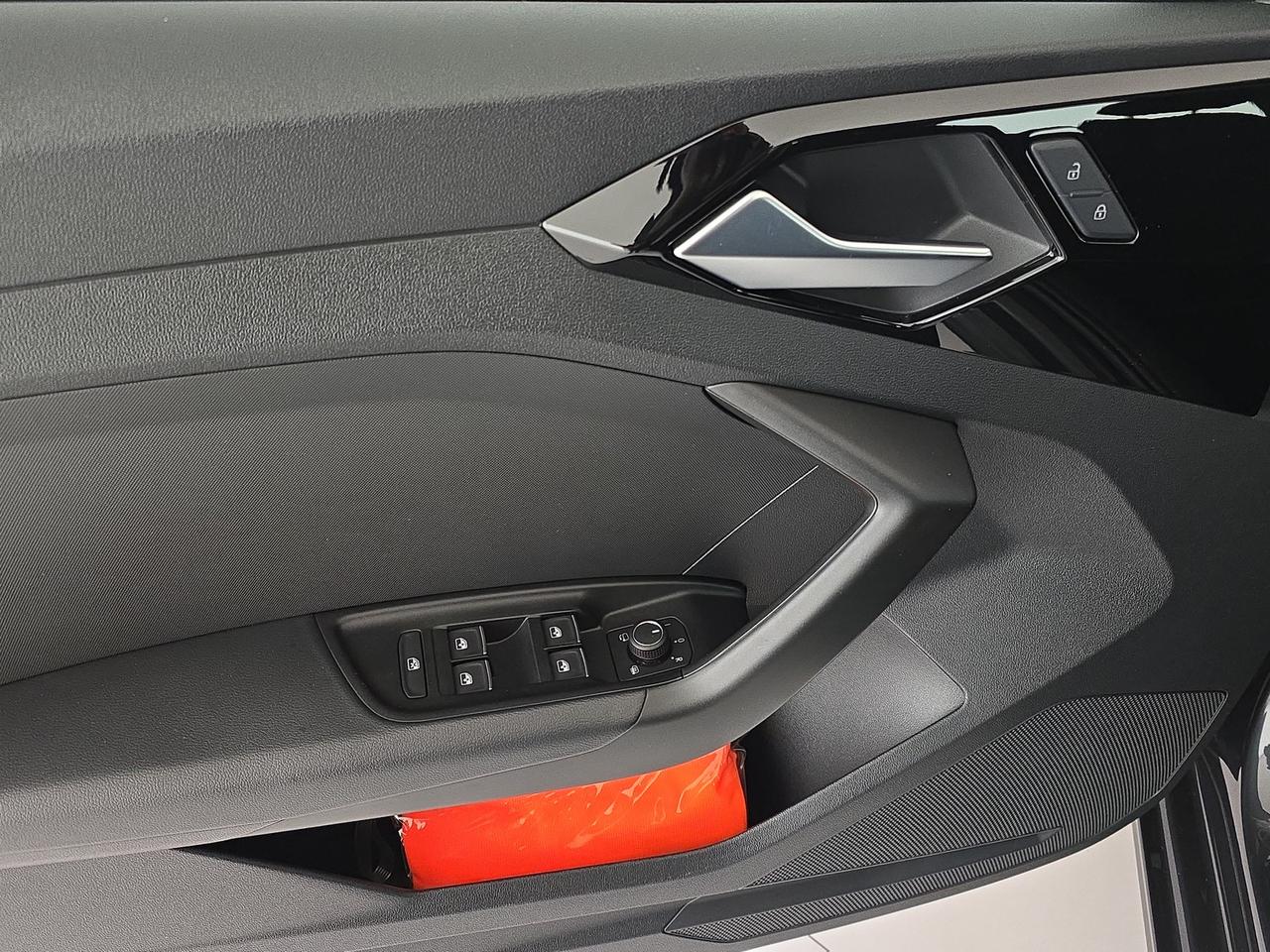 Audi A1 sportback 30 1.0 tfsi admired 110cv s-tronic