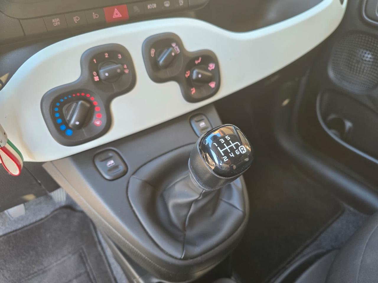 Fiat Panda 1.0 FireFly S&S Hybrid Pandina