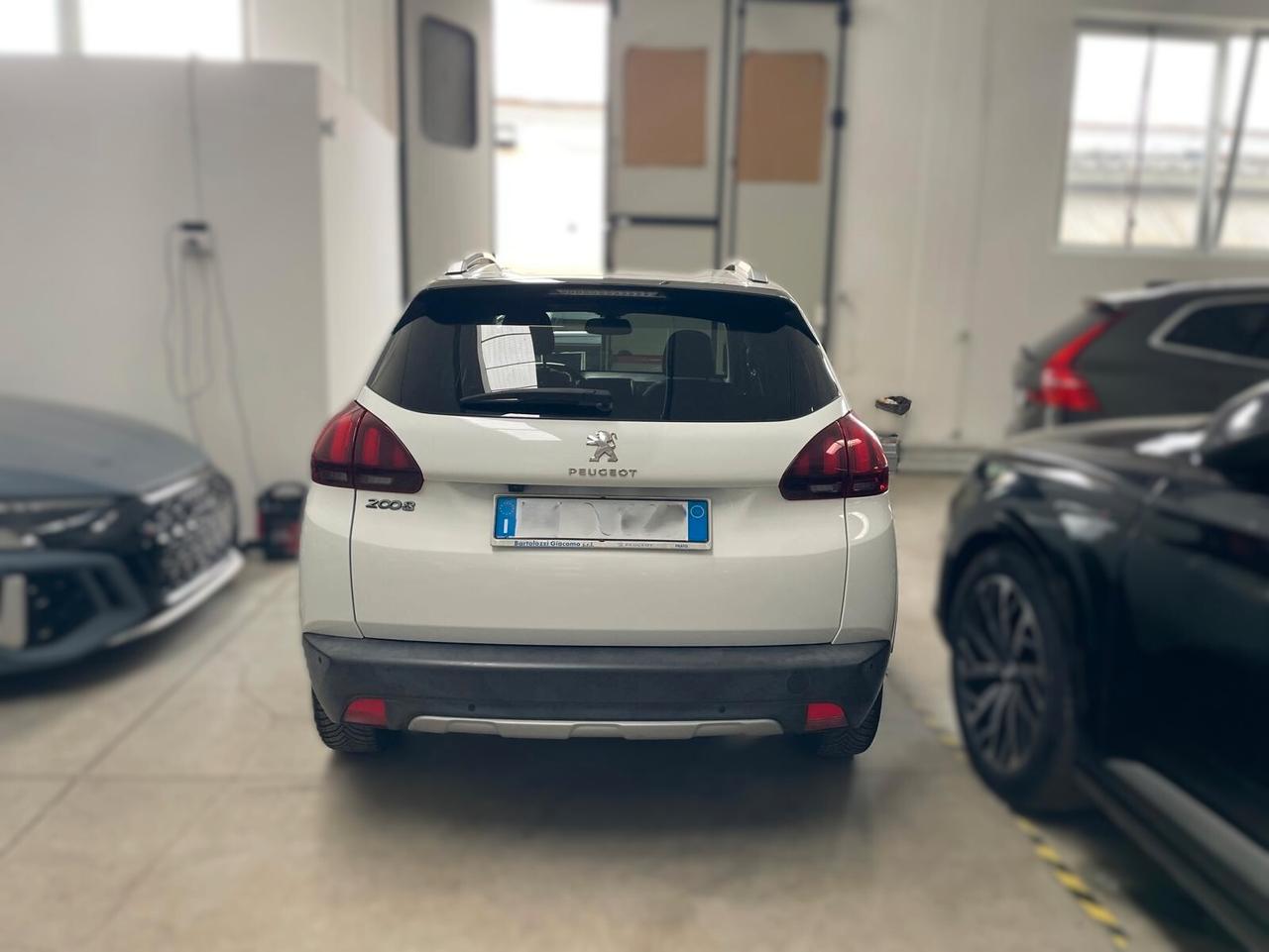 Peugeot 2008 BlueHDi 100 Allure