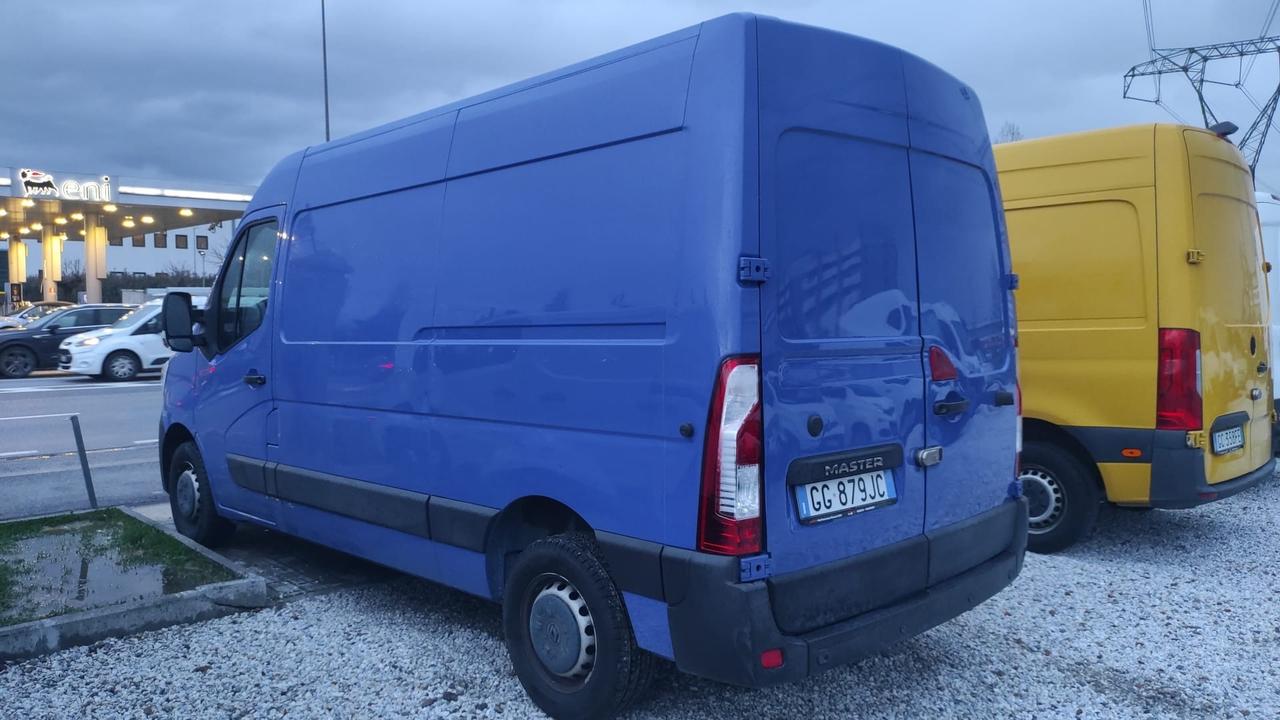 Renault Master T35 2.3 dCi 135CV Iva Compresa