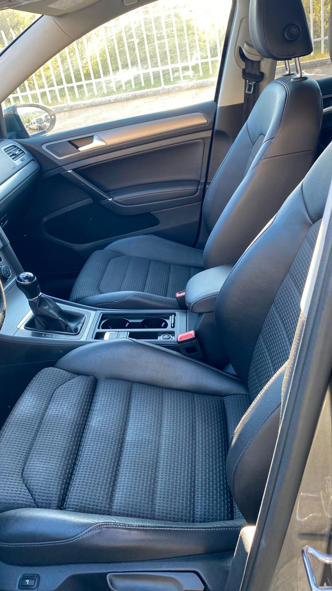 Volkswagen Golf Variant Business 1.6 TDI 110 CV Highline BMT