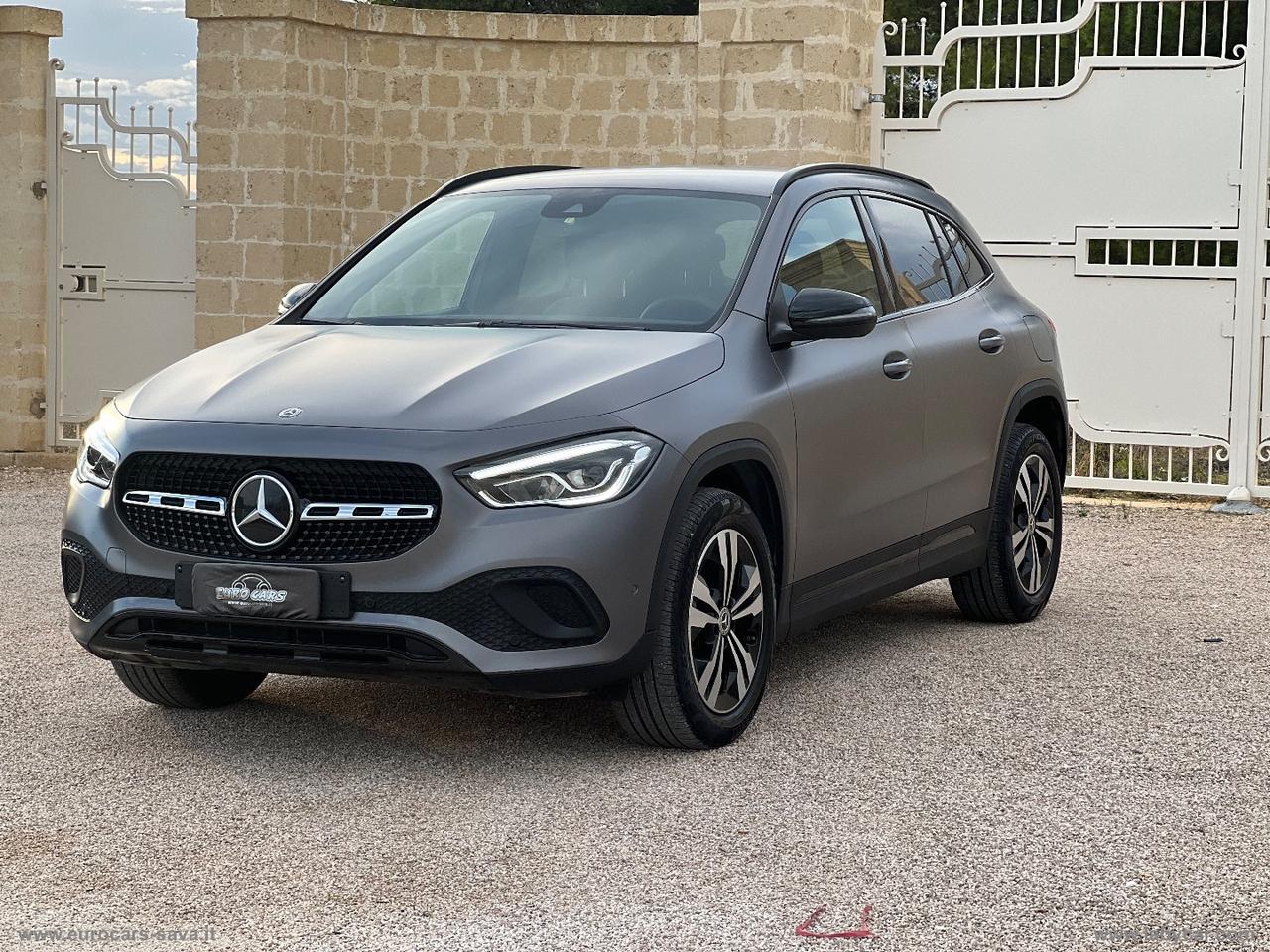 MERCEDES-BENZ GLA 200 d Automatic 4Matic Sport Plus