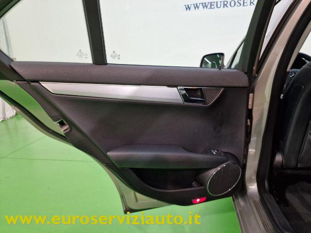 MERCEDES-BENZ C 180 Kompressor Avantgarde