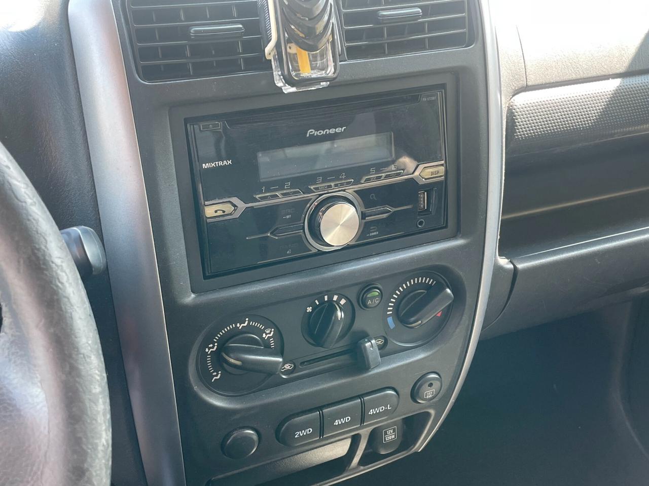 Suzuki Jimny 1.3 4WD Evolution