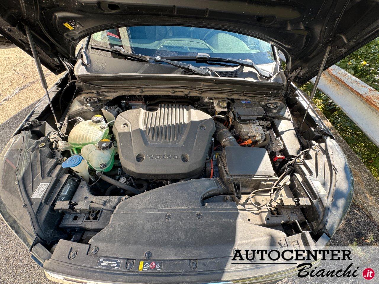 Volvo XC40 1.5 t4 recharge phev Plus Bright auto