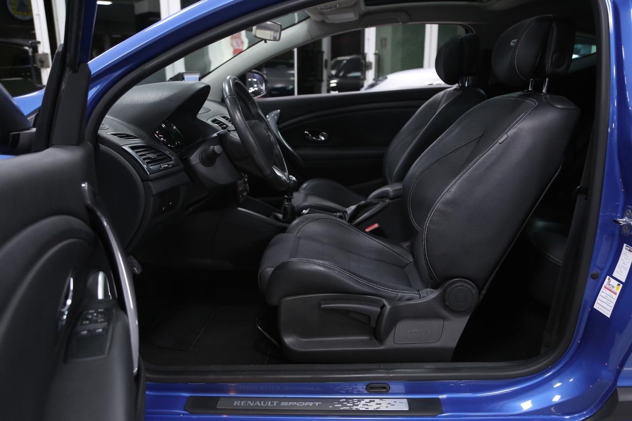 Renault Mégane Coupé 2.0 dCi 160 CV GT Line