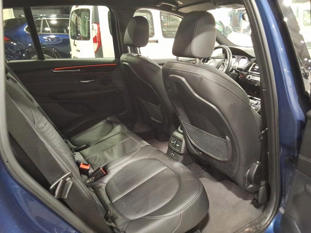 BMW 216D GRAN TOURER 116CV 6M. SPORT LINE ( FARI LED - PELLE - AMBIENT LIGHTS - CRUISE - NAVI - PDC - TELECAMERA POST. - CERCHI 17 )