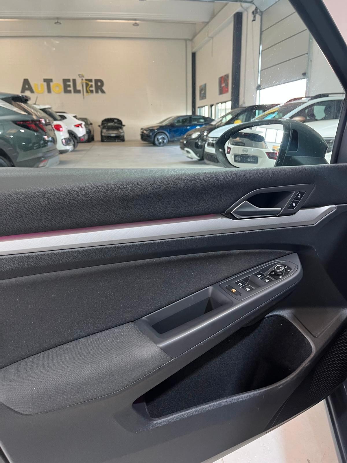 Volkswagen Golf 1.0 eTSI EVO DSG Life