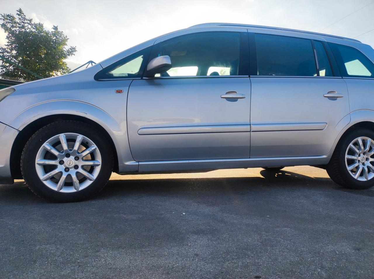 Opel Zafira 1.9 CDTI 120CV Enjoy