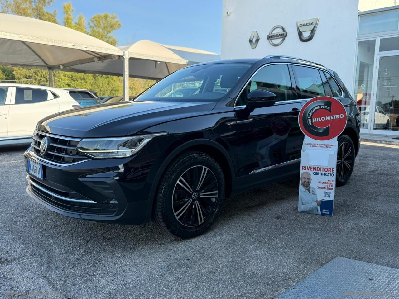 VOLKSWAGEN Tiguan 2.0 TDI 150CV SCR DSG R-Line