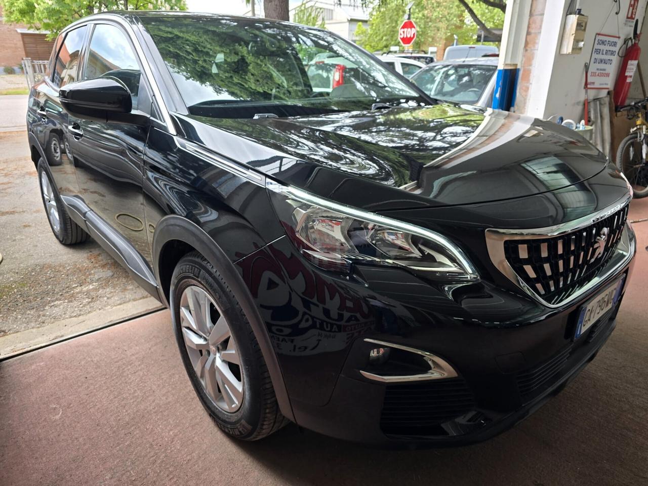 Peugeot 3008 BlueHDi 130 S&S Business rate da 165,00