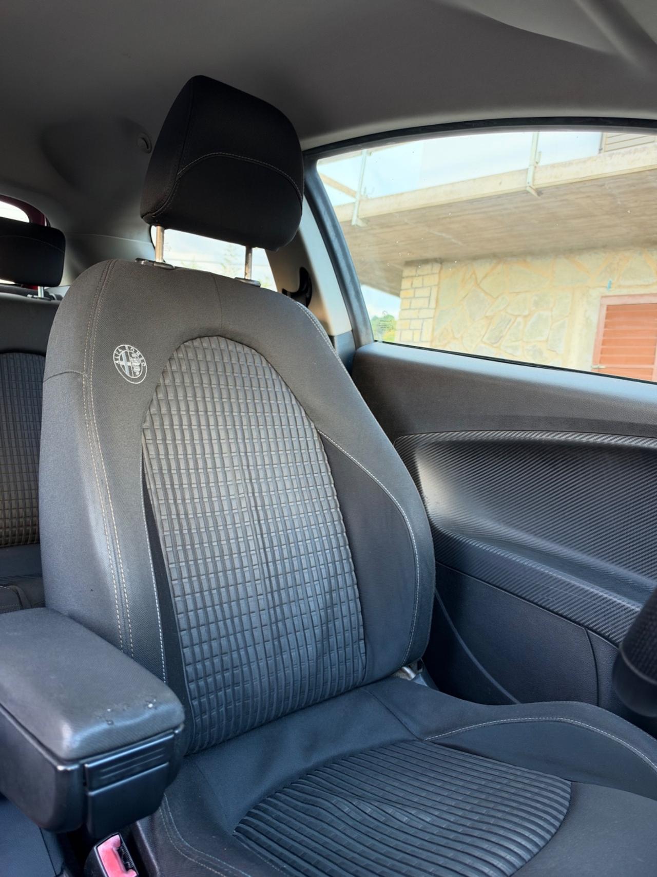 Alfa Romeo MiTo 1.3 JTDm 16V 90 CV Distinctive Sport Pack