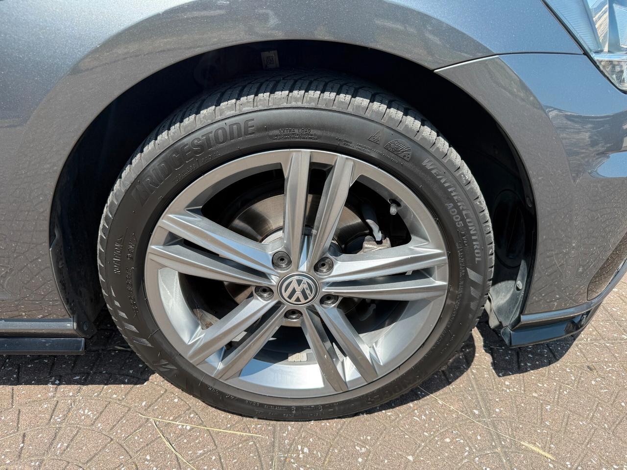 Volkswagen Golf 1.0 TSI 115 CV 5p. R-Line Rline BlueMotion Technology