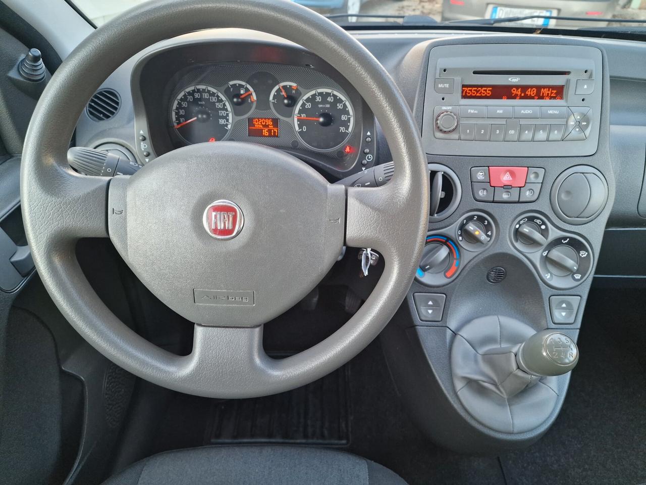 Fiat Panda 1.2 Dynamic 69cv