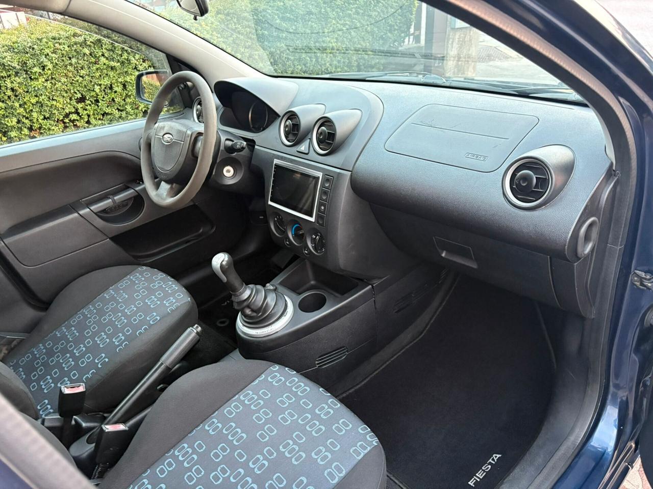Ford Fiesta 1.2 16V 5p. Ghia GPL