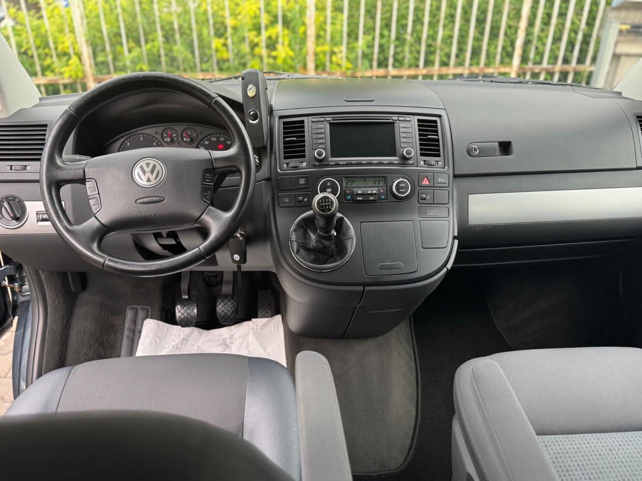 Volkswagen Multivan 2.5 TDI 174cv GANCIO DI TRAINO